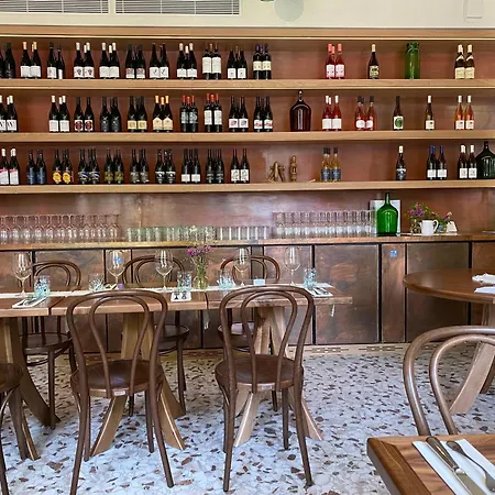 ホテル Restaurant Aupres D'angele