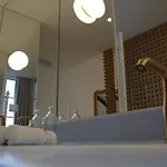 Hotel Restaurant Aupres D'angele