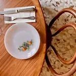 Hotel Restaurant Aupres D'angele Marcillac-Vallon