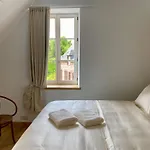Hotel Restaurant Aupres D'angele 3*