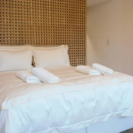 Hotel Restaurant Aupres D'angele